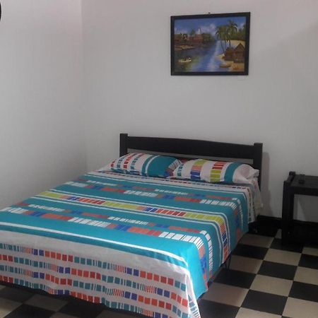 Hospedaje Santa Barbara บูกา ภายนอก รูปภาพ