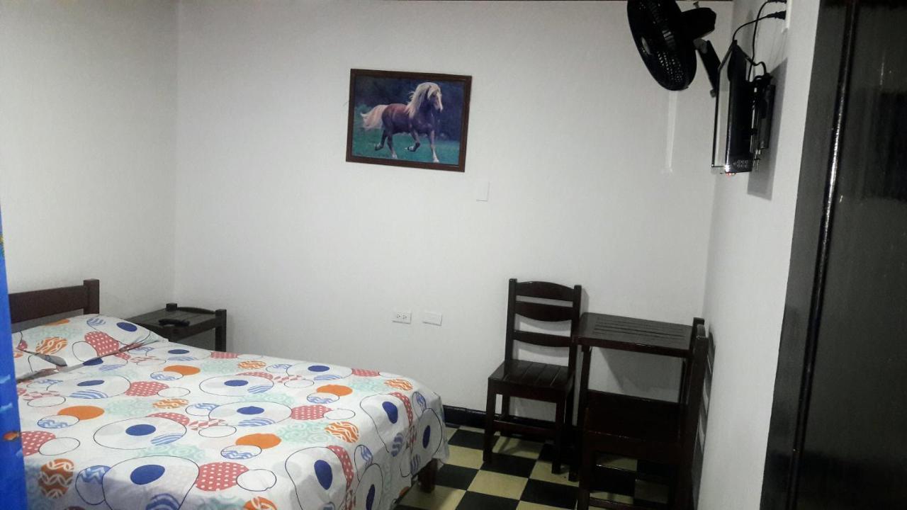Hospedaje Santa Barbara บูกา ภายนอก รูปภาพ